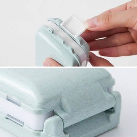 2-Piece: Portable Plastic Pill Box
