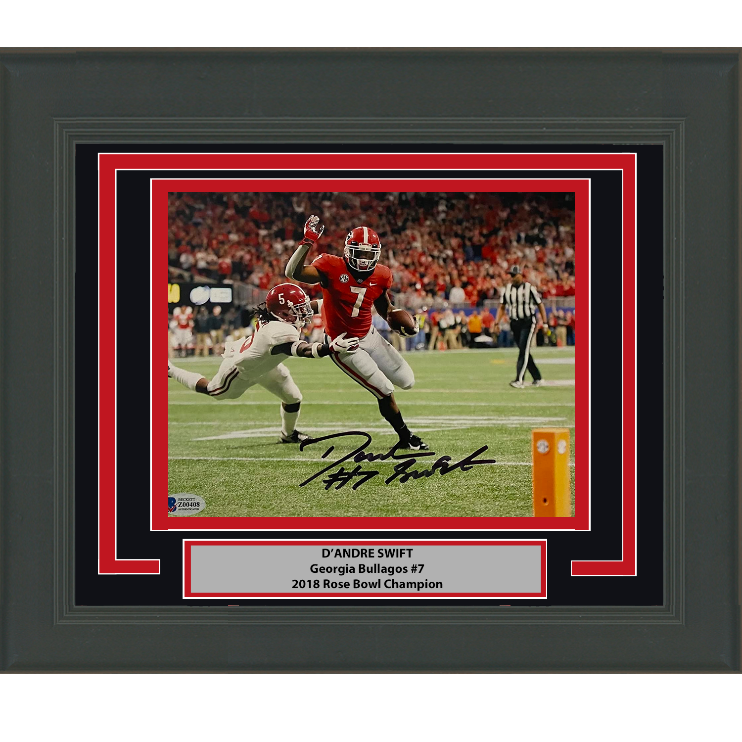 Framed Autographed/Signed D'Andre Swift Georgia Bulldogs 8x10 College Football Photo Beckett BAS COA #2