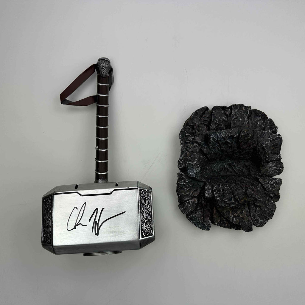 Autographed/Signed Chris Hemsworth Thor Mjolnir 17" Hammer with Base Marvel Avengers Infinity War End Game Replica Movie Prop Beckett BAS COA