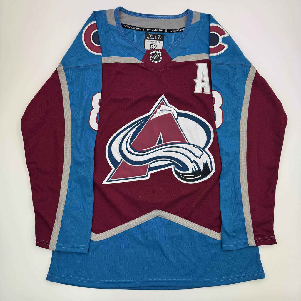 Autographed/Signed Cale Makar Colorado Avs Avalanche Maroon Authentic Hockey Jersey Fanatics COA