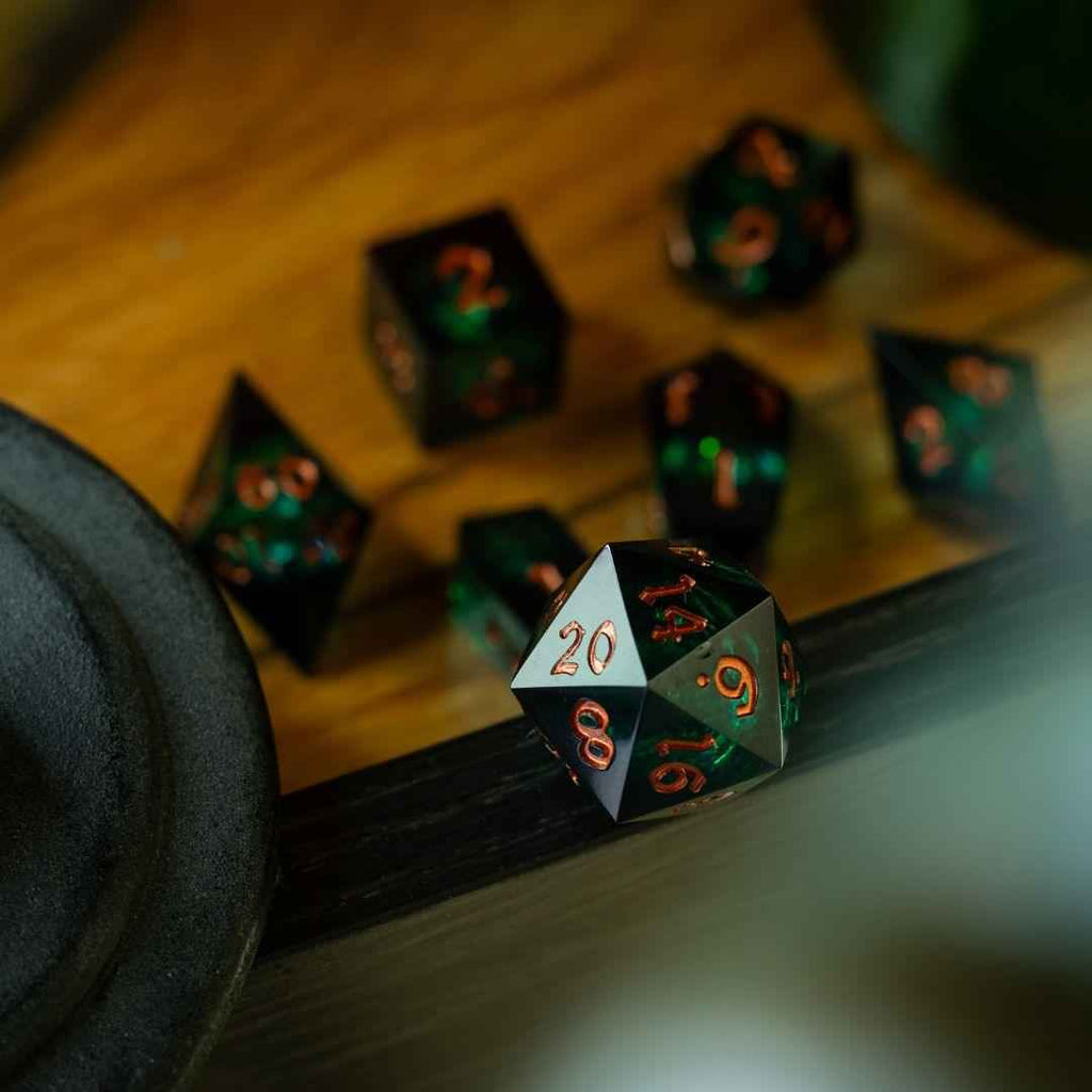 Witchwood Heart Liquid Core DND Dice Set