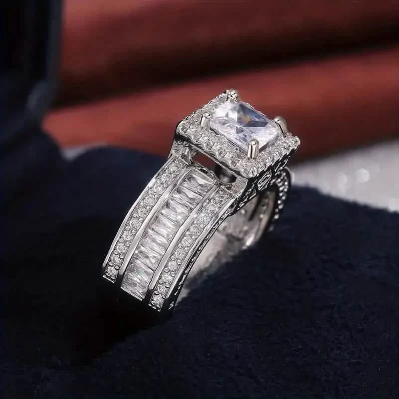 Shiny Halo Ring Inlaid Square Cut Shiny Zirconia Ring